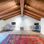 Stylish - P R A T E L L O Villa *